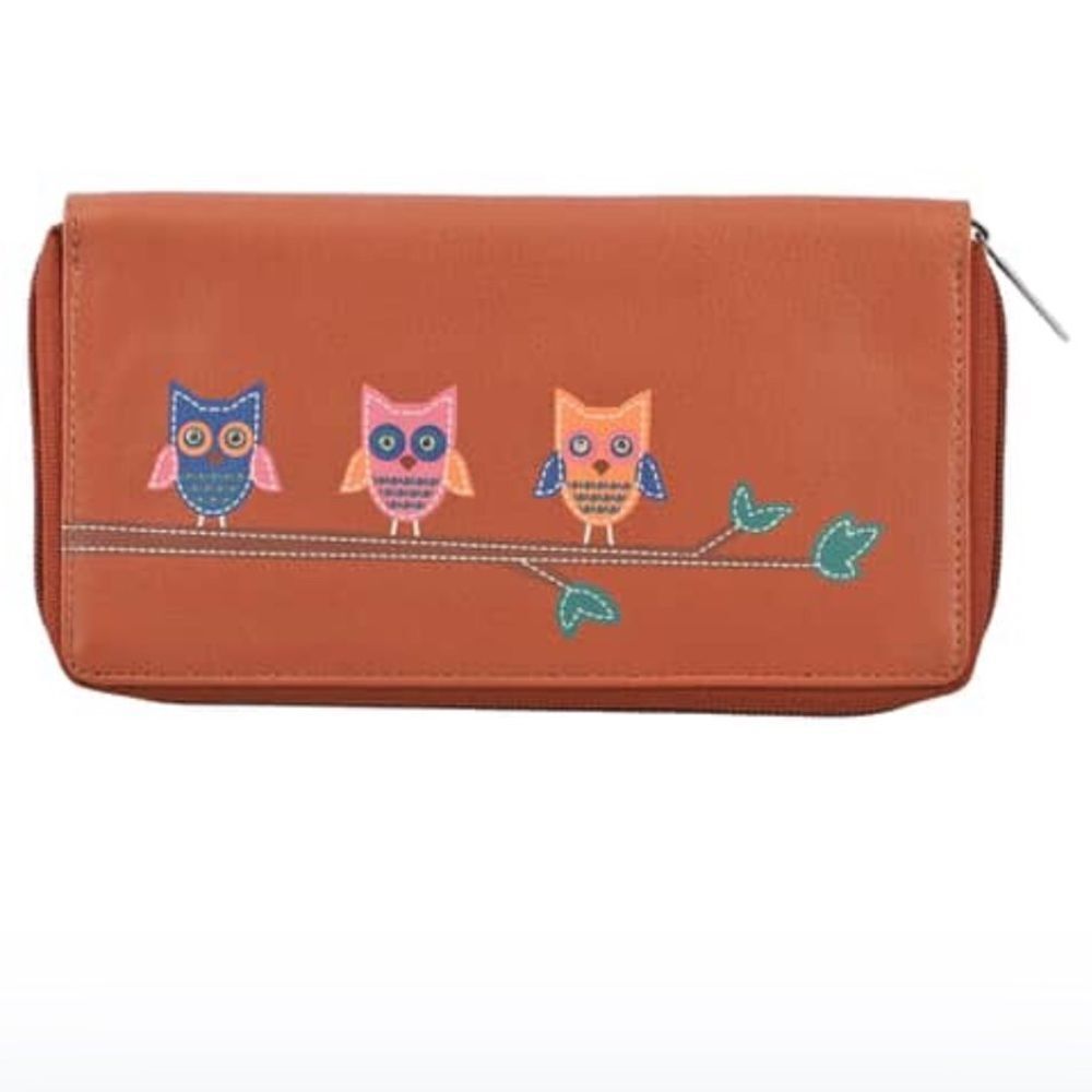 Union code RFID protected genuine leather owl family Wallet  7.5“ x 4.5“ x 0.5“